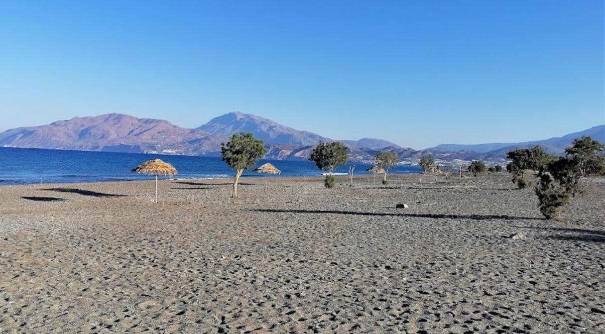 Afrathias Beachhouse - Cretan Hideaway Kalamaki  Luaran gambar