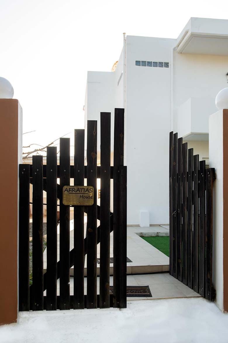 Afrathias Beachhouse - Cretan Hideaway Kalamaki  Luaran gambar